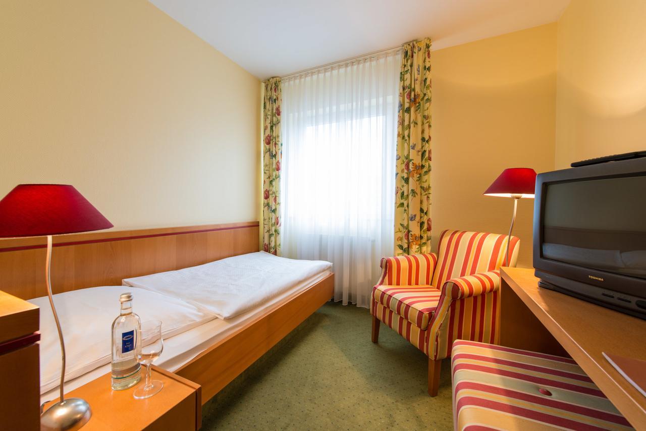 Hotel Eisbach 랜스바크베음바크 외부 사진